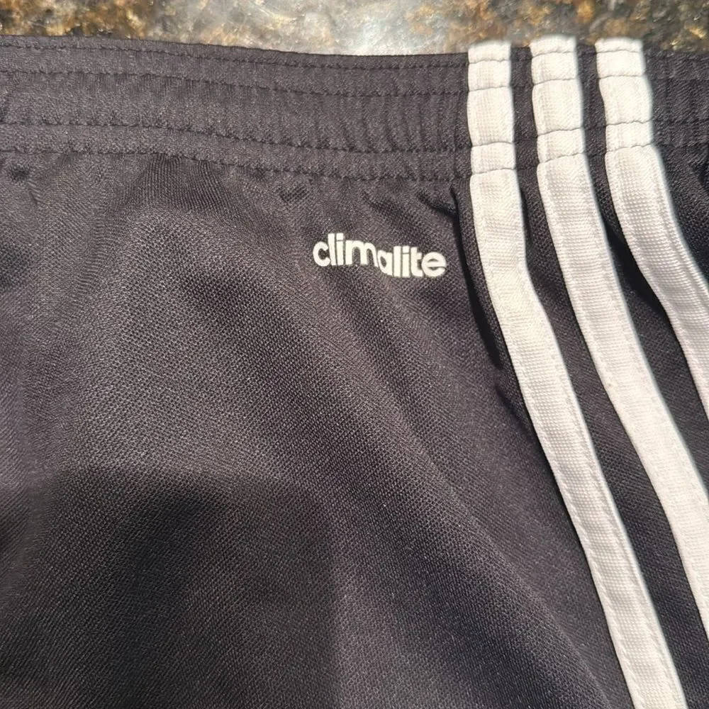Adidas Black Men's Shorts NEW Soccer Shorts / Size Large Drawstring - Climalite